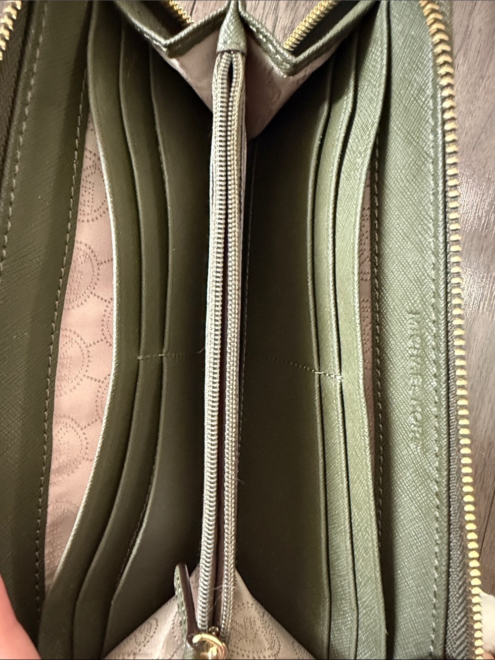 Michael Kors Olive Green Zip-Around Saffiano Wallet with Gold Logo - Picture 4 of 6
